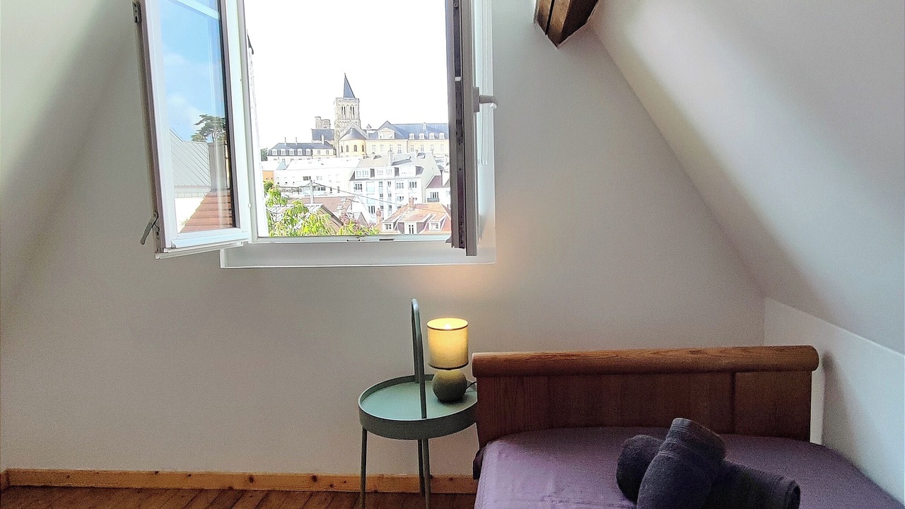 Photo of Bedroom in Port of Caen