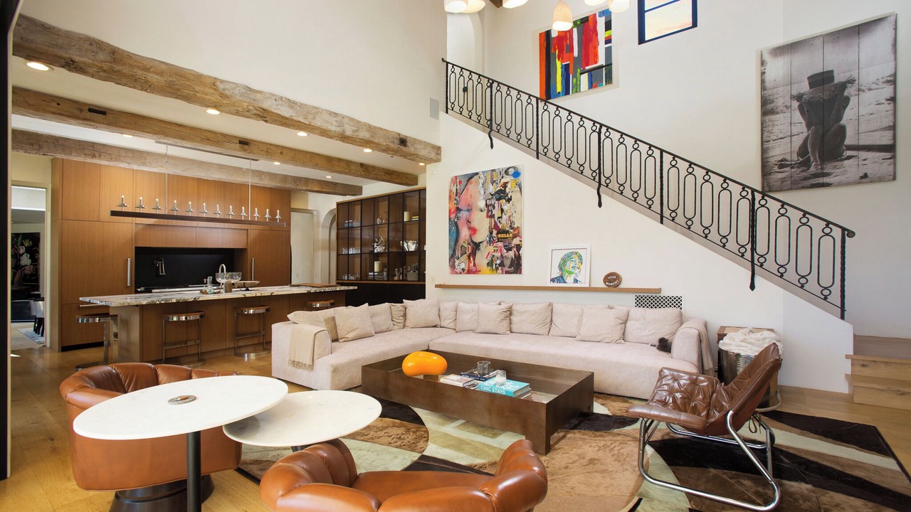 Photo of Livingroom in Eastern Malibu