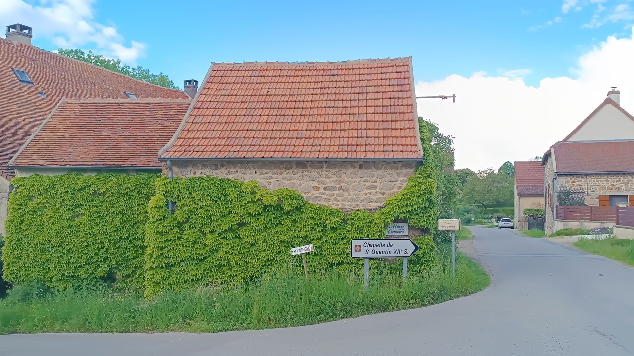 Photo of Outdoor in Le Rousset-Marizy