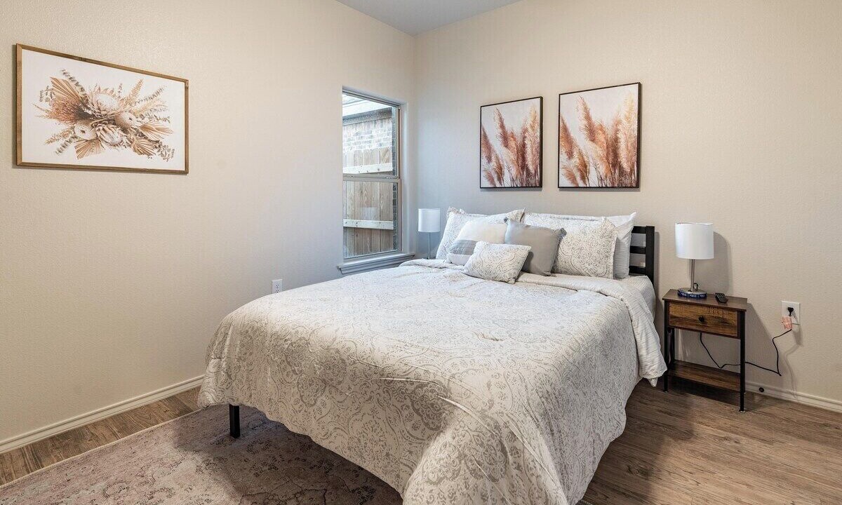 Photo of Bedroom in North by Northwest