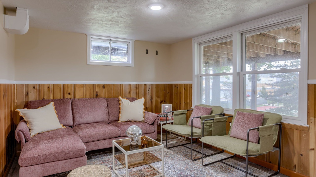 Photo of Bedroom in Westside