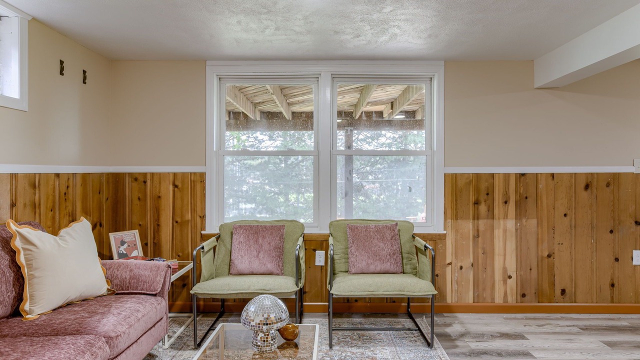 Photo of Bedroom in Westside