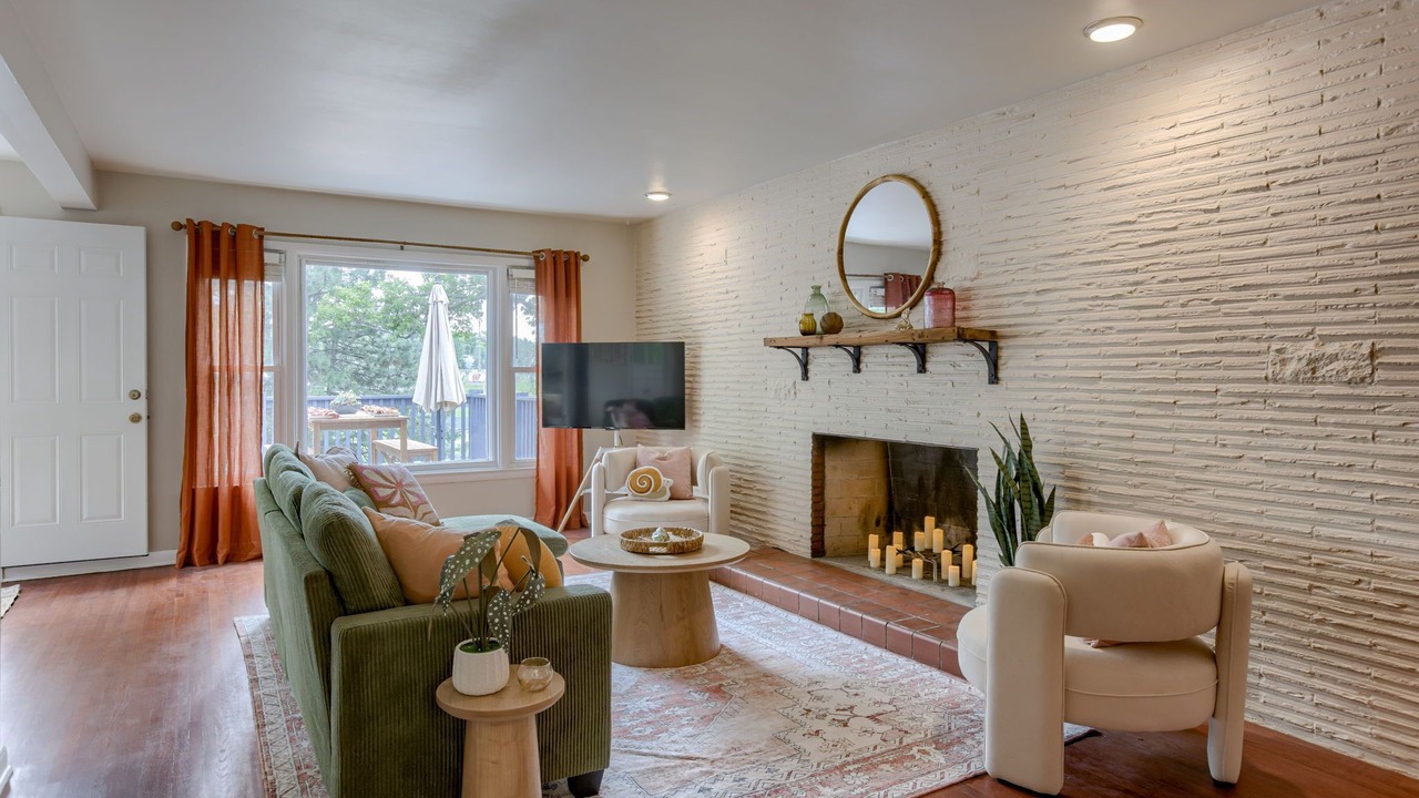 Photo of Bedroom in Westside