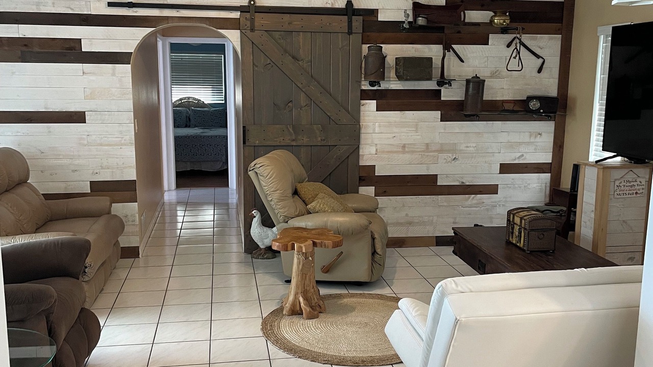Photo of Livingroom in Broadmoor