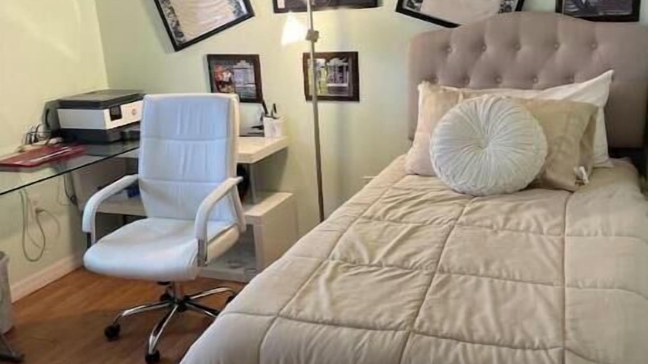 Photo of Bedroom in Broadmoor