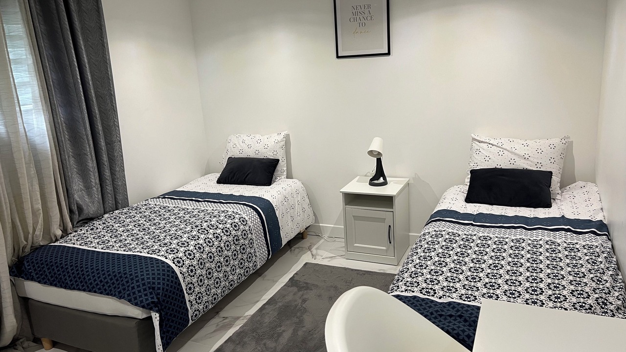 Photo of Bedroom in Palaiseau