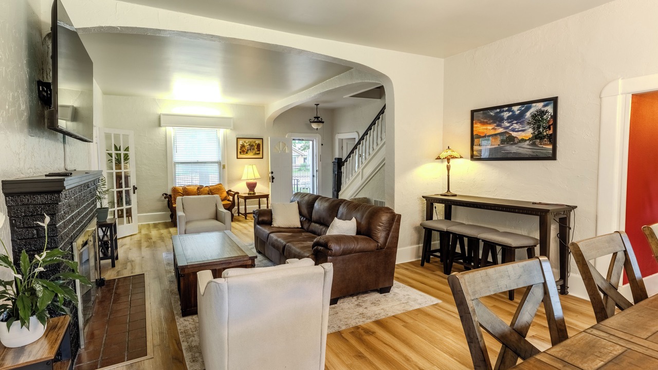 Photo of Livingroom in Siloam Springs