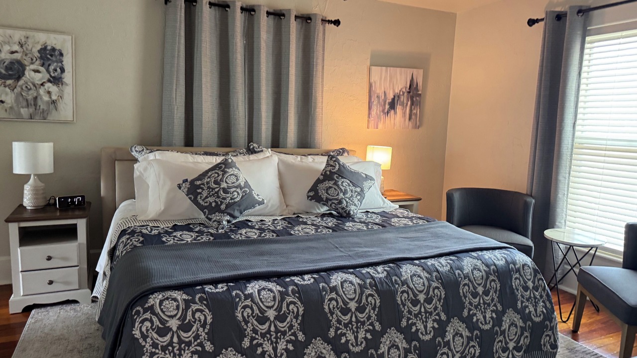 Photo of Bedroom in Siloam Springs