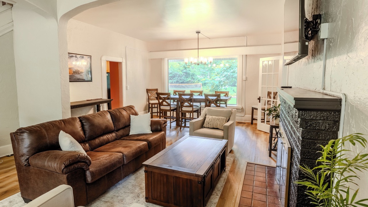 Photo of Livingroom in Siloam Springs