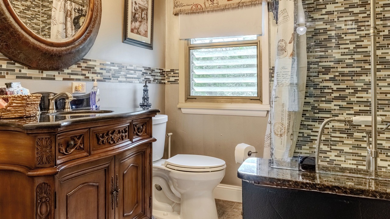 Photo of Bathroom in Siloam Springs