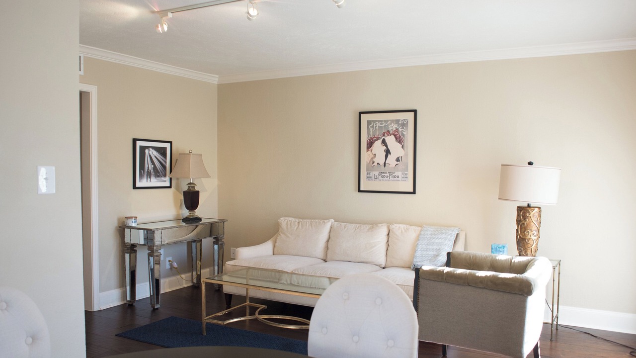 Photo of Bedroom in Neartown