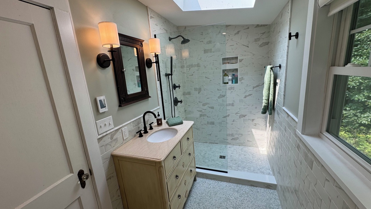 Photo of Bathroom in Glendale