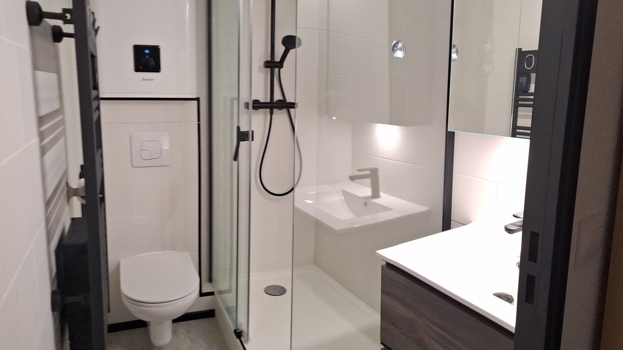 Photo of Bathroom in Saint-Aventin