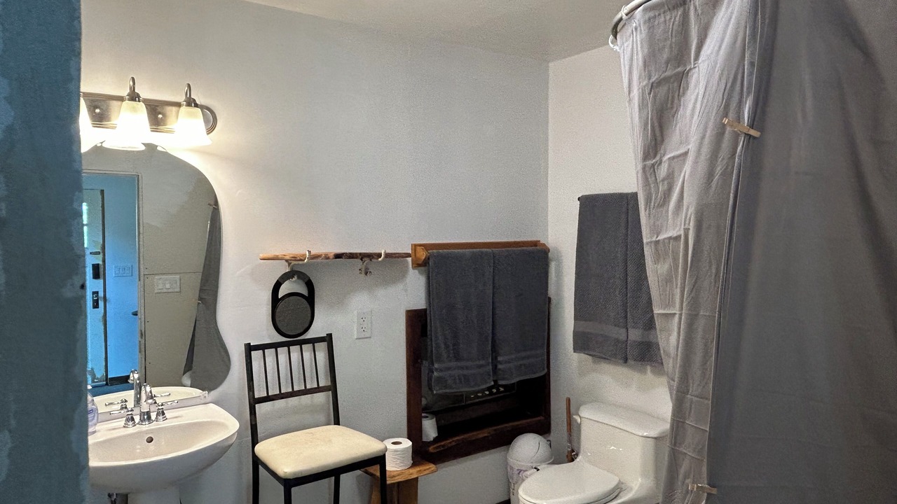 Photo of Bathroom in Inavale