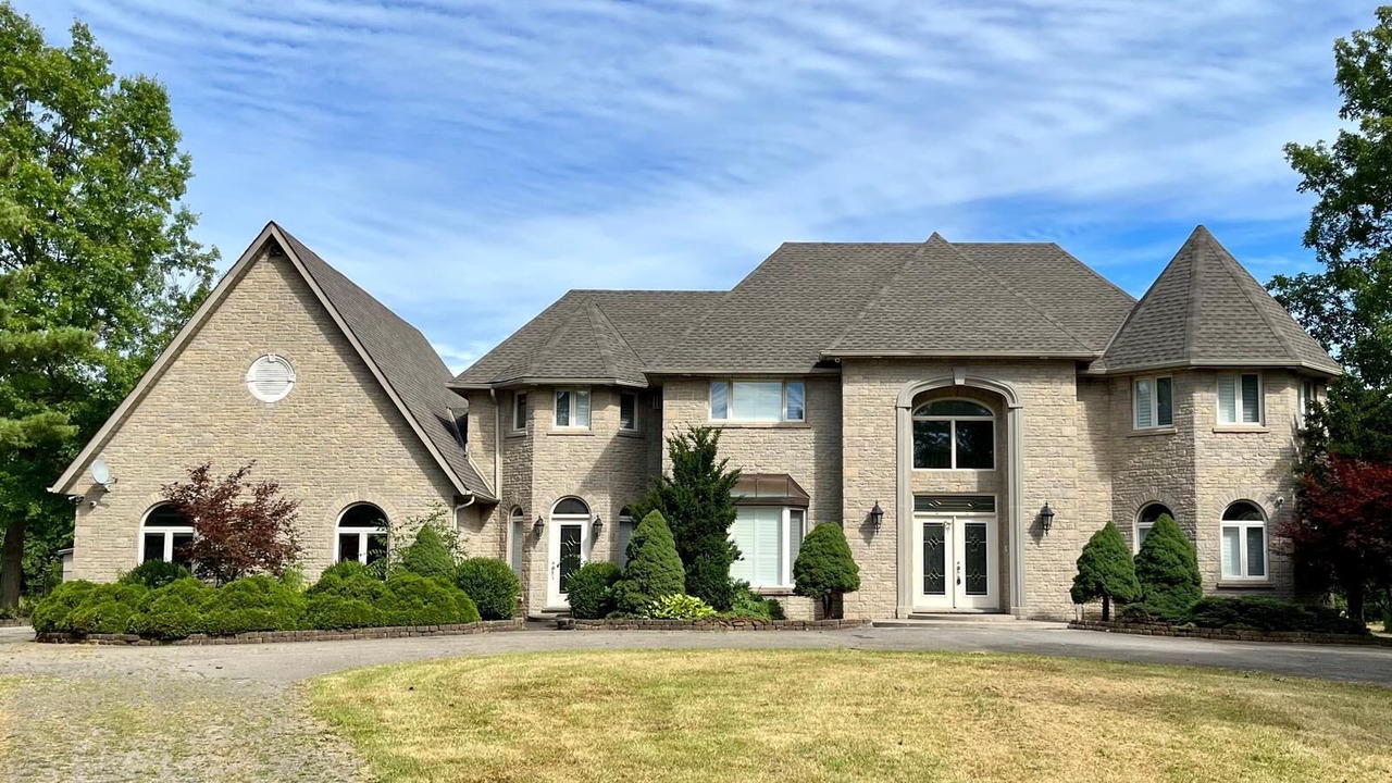 Photo of Outdoor in Welland