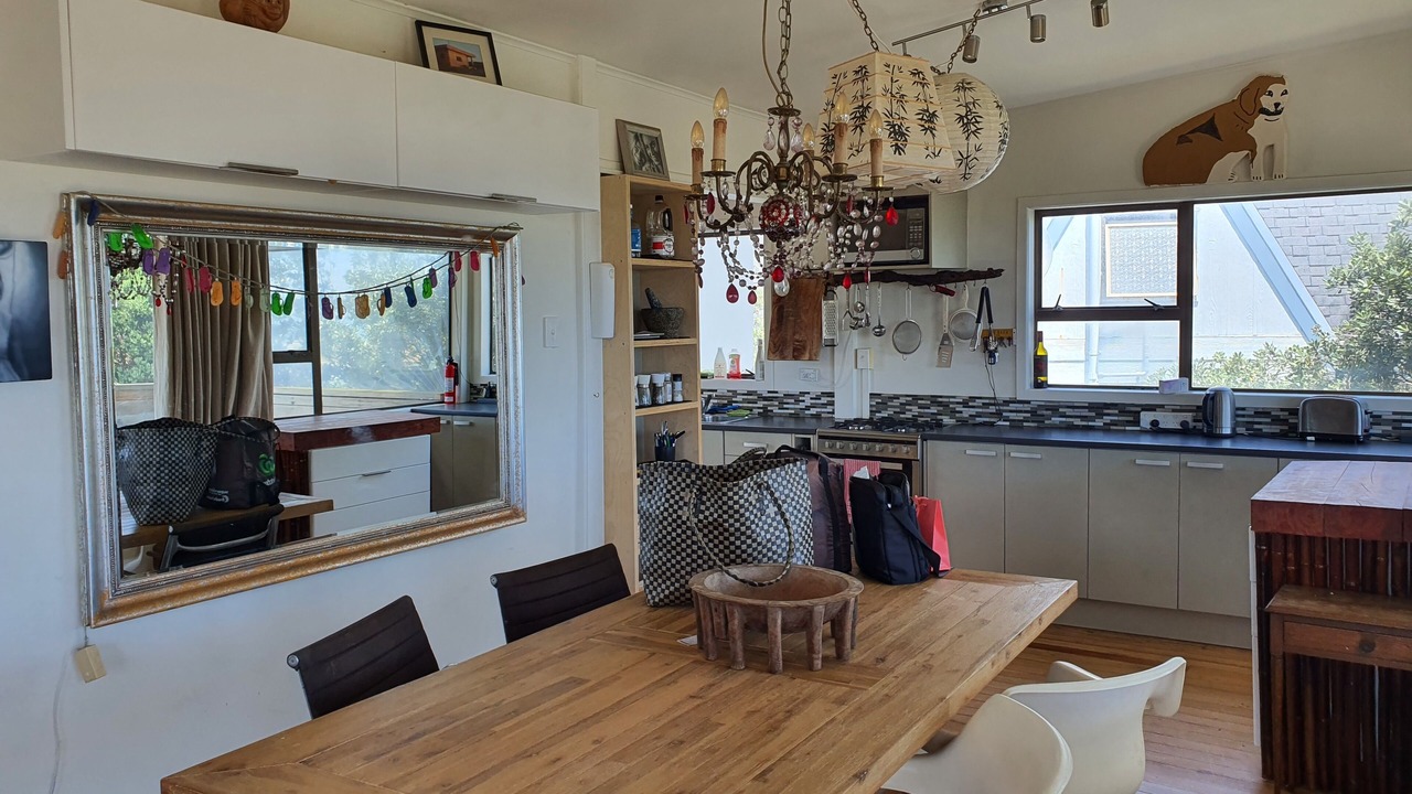 Photo of Others in Piha