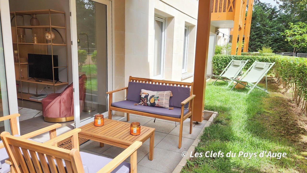 Photo of Patio Balcony in Benerville-sur-Mer