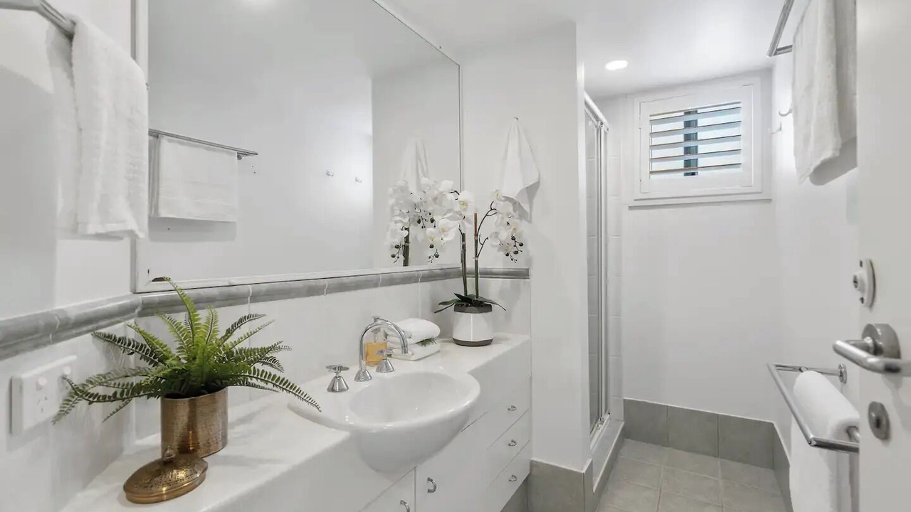 Photo of Bathroom in Castaways Beach