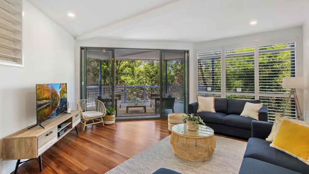 Photo of Livingroom in Castaways Beach