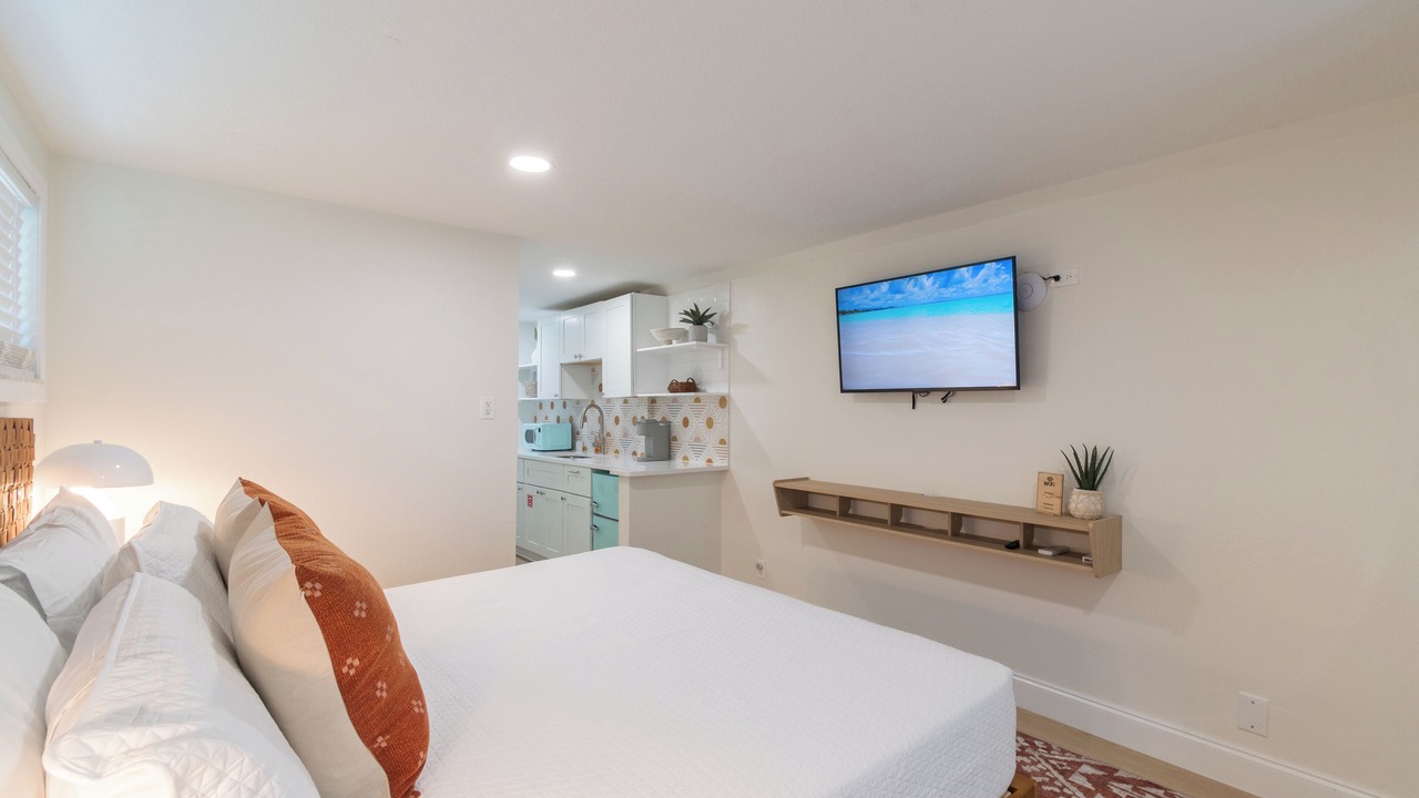Photo of Bedroom in Cocoa Beach