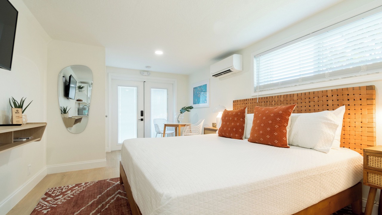 Photo of Bedroom in Cocoa Beach