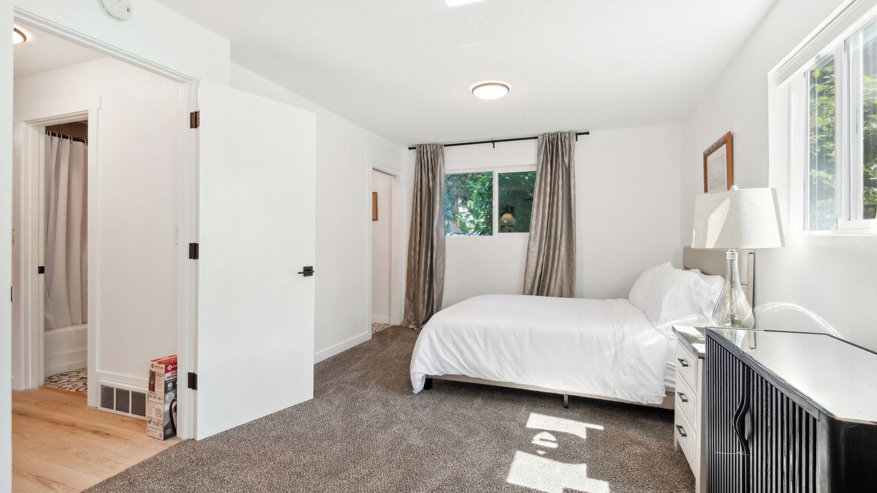 Photo of Bedroom in Burien