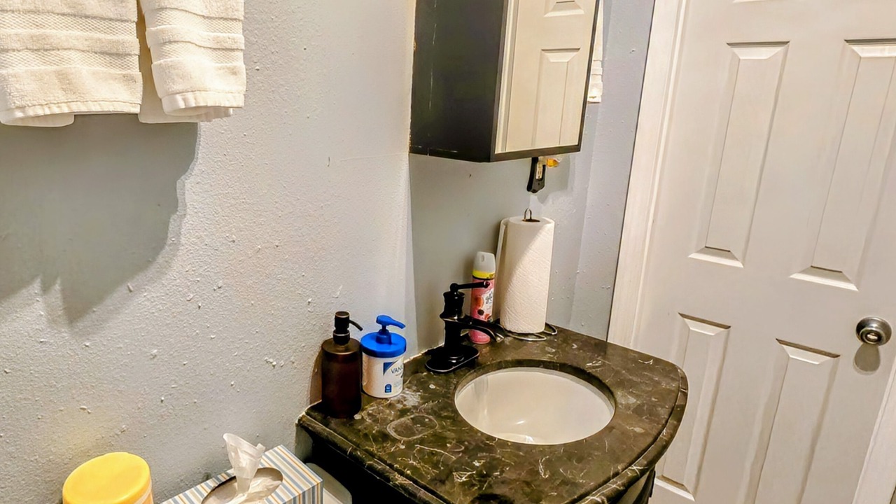 Photo of Bathroom in St. Robert