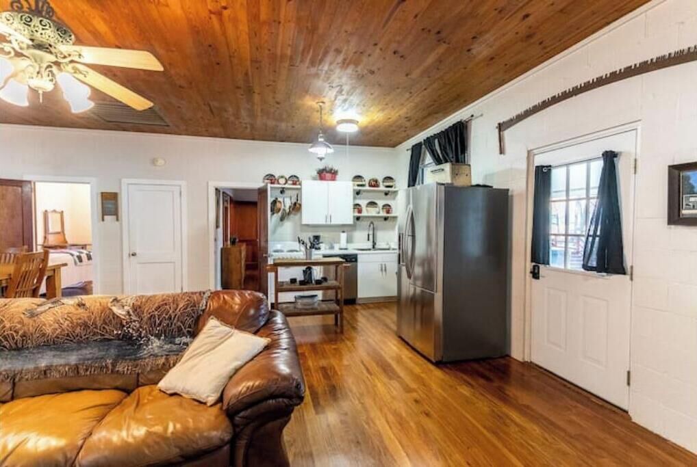 Photo of Livingroom in Scottsboro