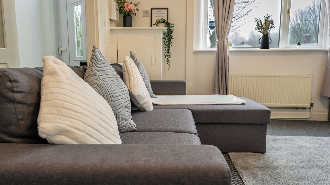 Photo of Livingroom in Bury