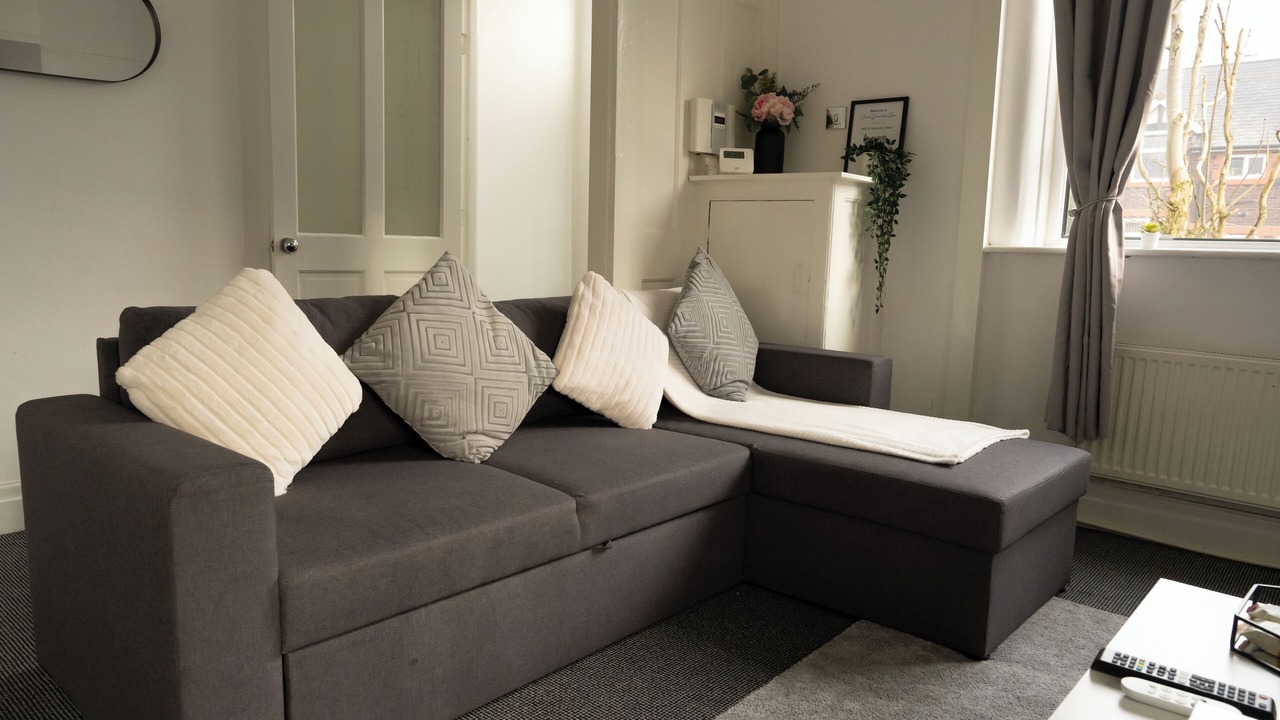 Photo of Livingroom in Bury