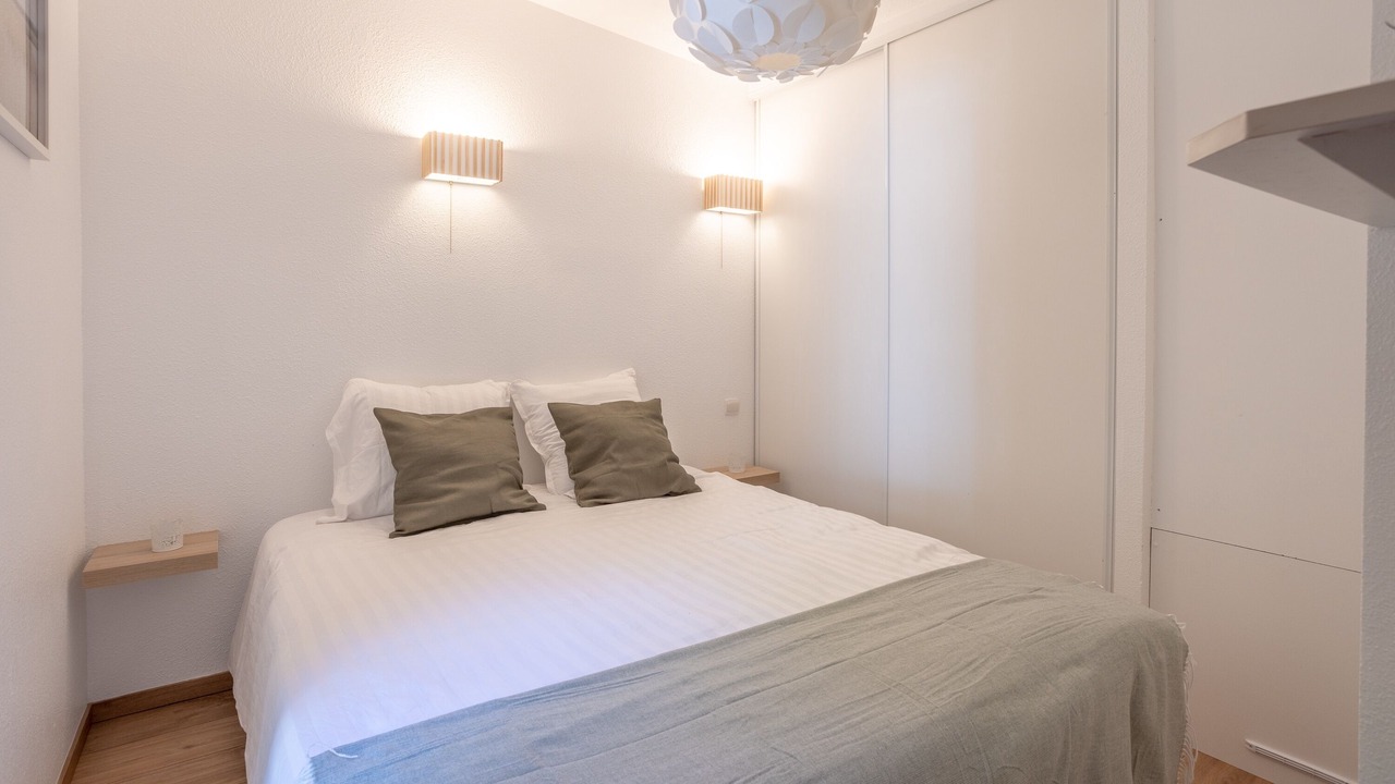 Photo of Bedroom in Eppe-Sauvage