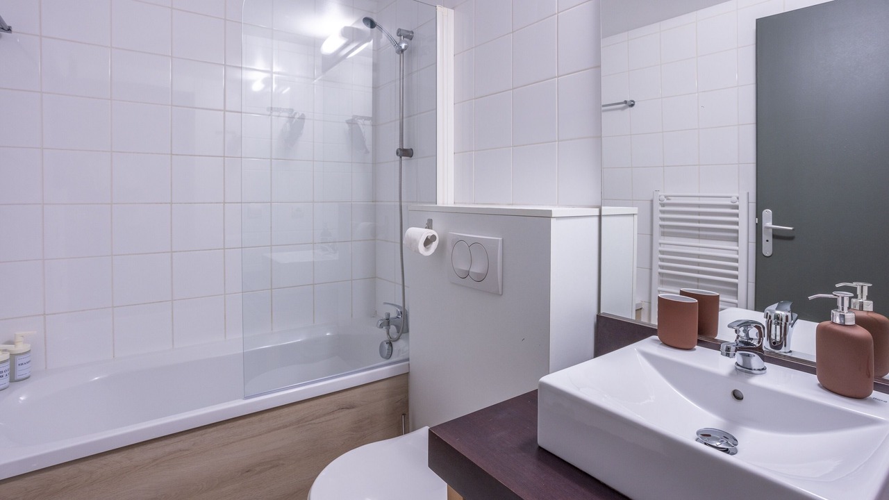 Photo of Bathroom in Eppe-Sauvage