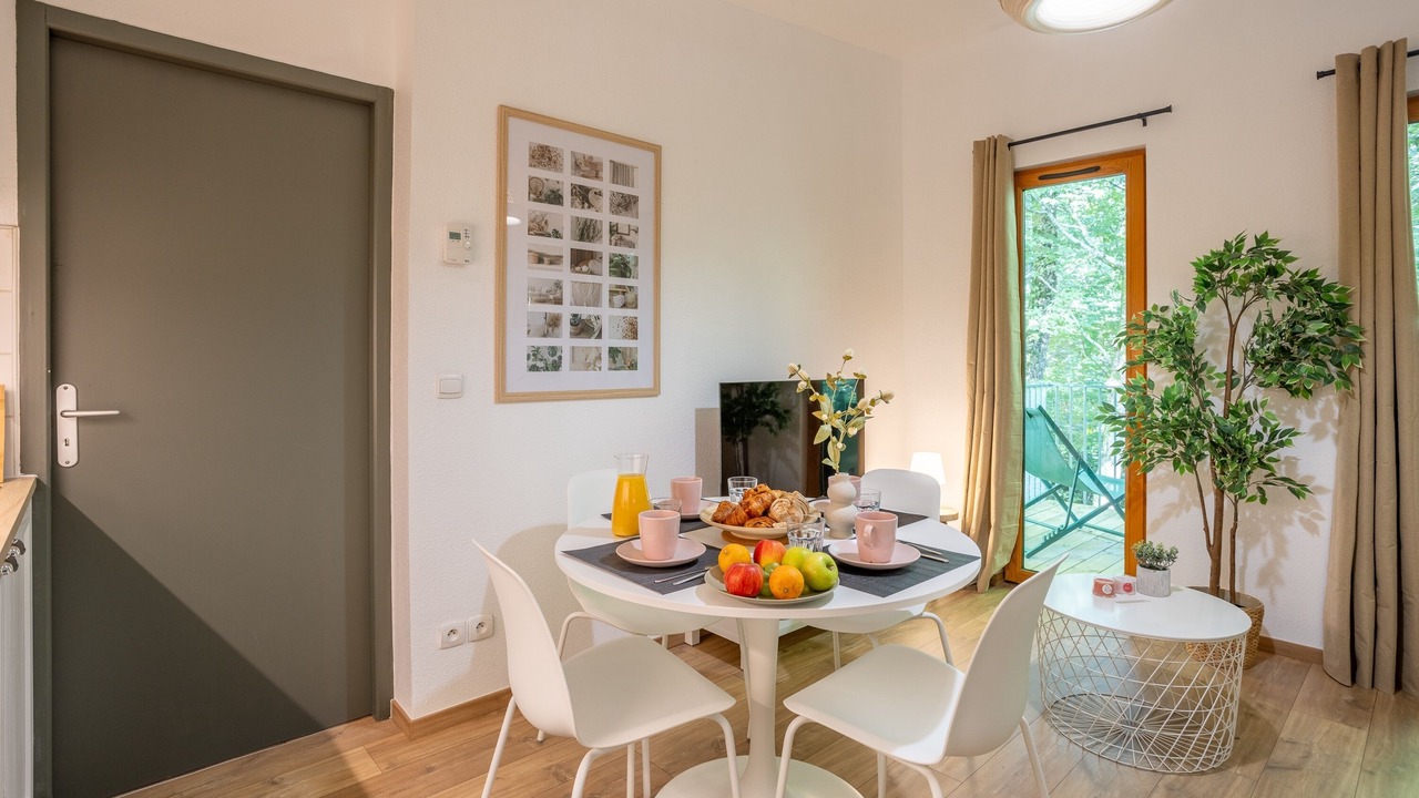 Photo of Others in Eppe-Sauvage