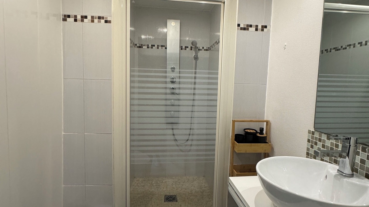 Photo of Bathroom in Nevers
