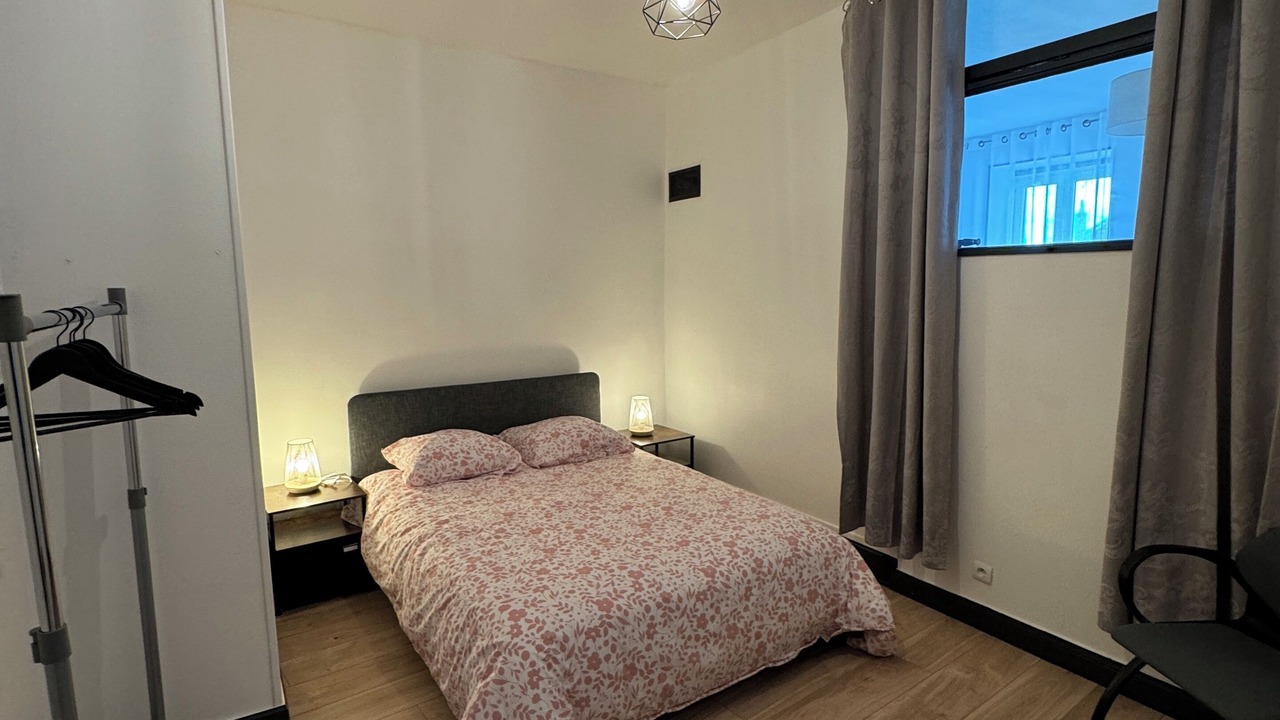 Photo of Bedroom in Nevers