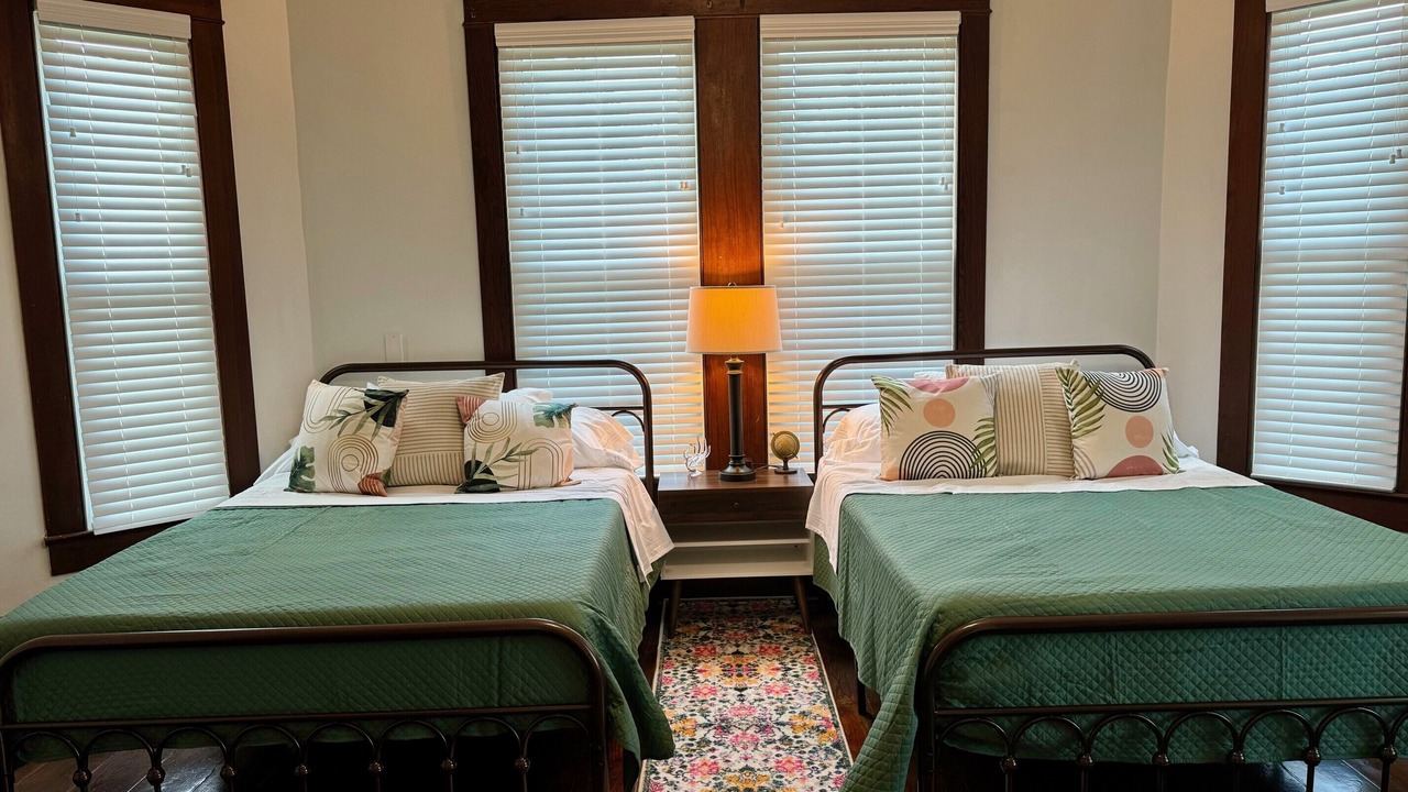 Photo of Bedroom in Shiner