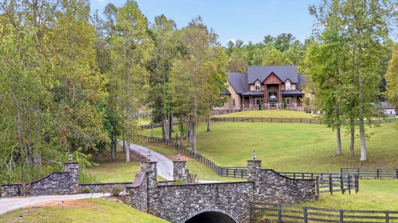 Photo of Outdoor in Morganton