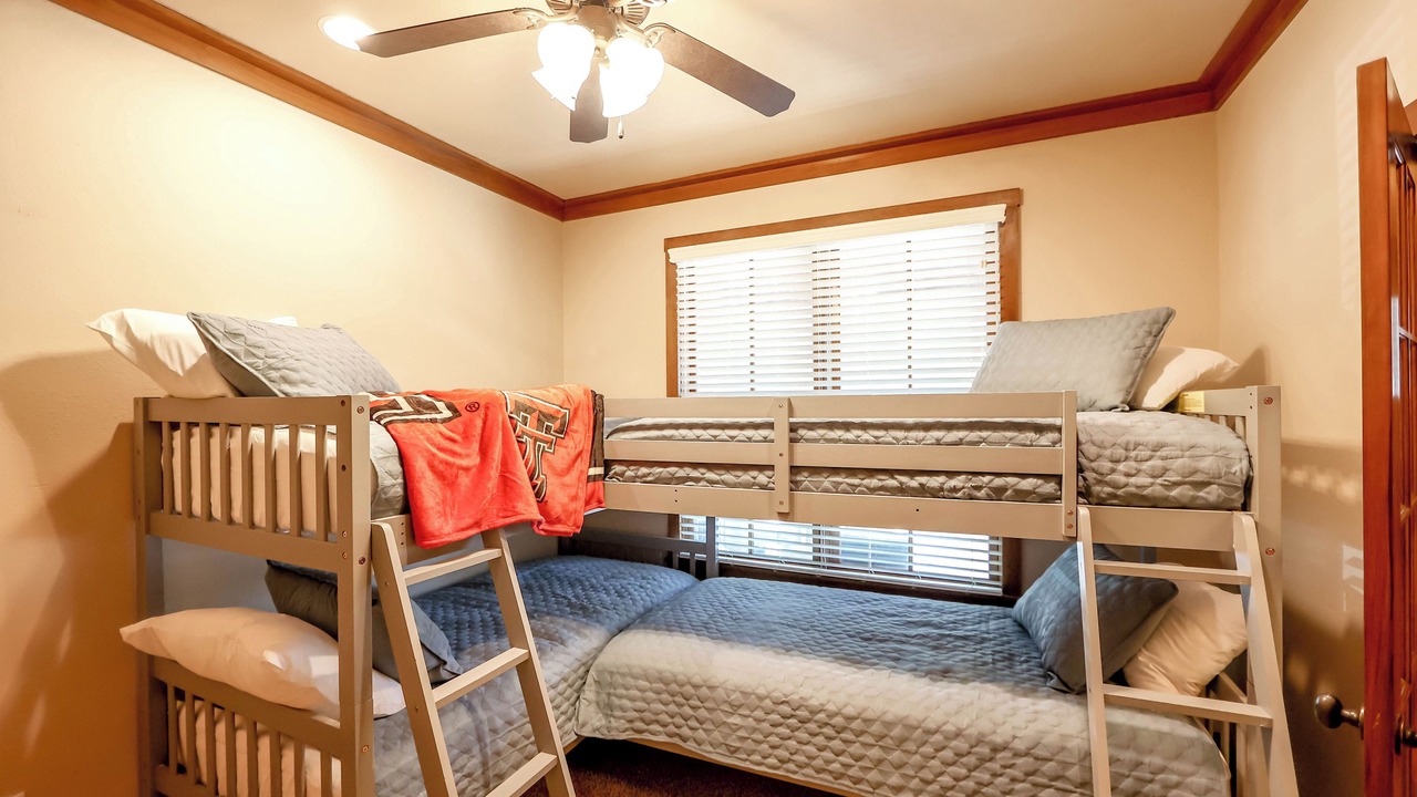 Photo of Bedroom in North Overton