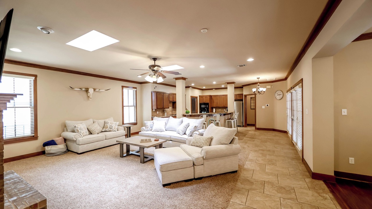Photo of Livingroom in North Overton