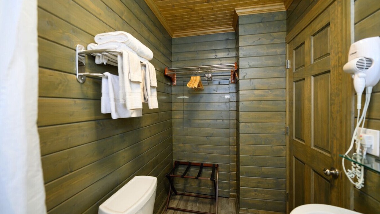 Photo of Bathroom in Lake Village