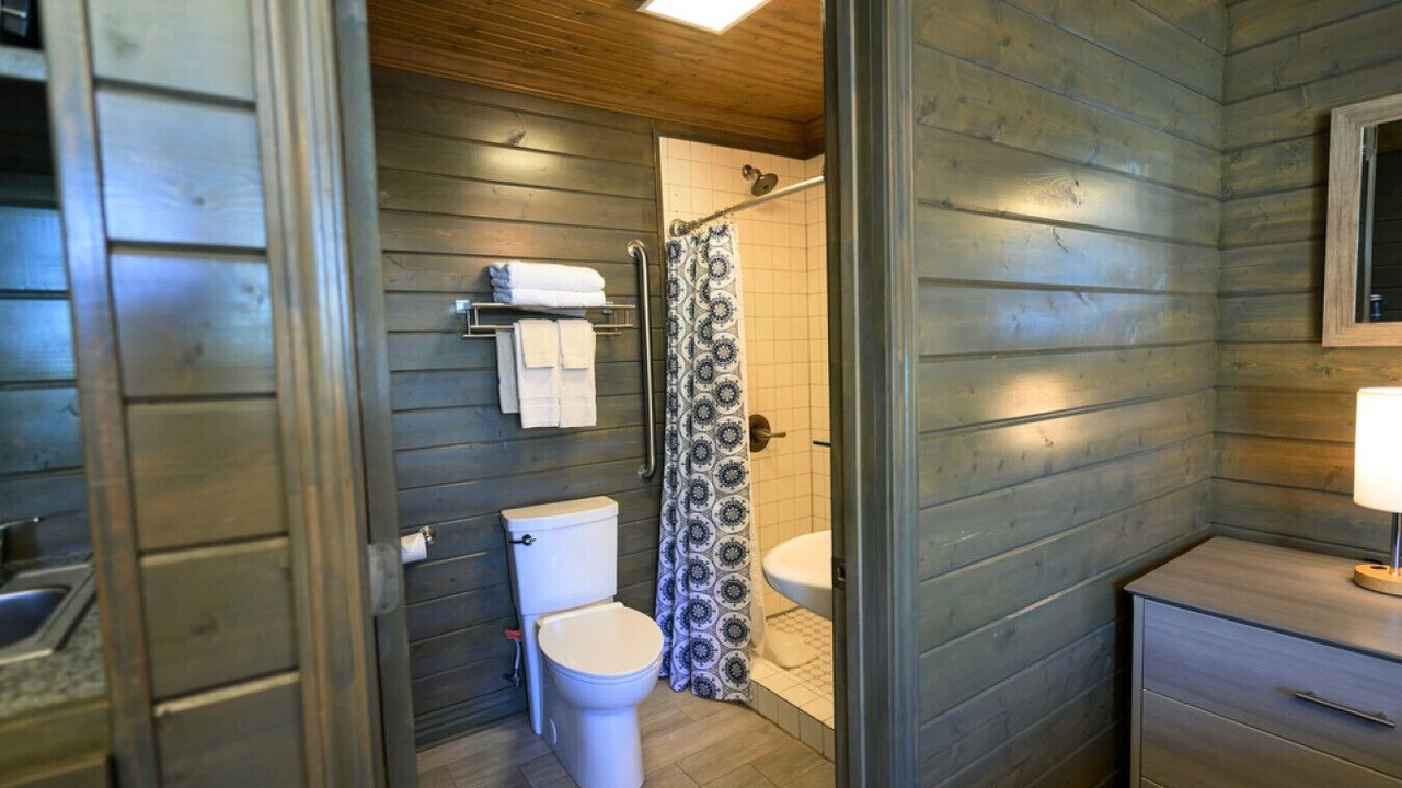 Photo of Bathroom in Lake Village