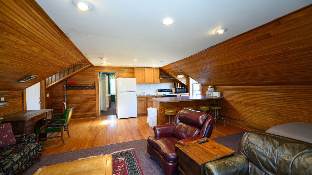 Photo of Bedroom in Lake Village