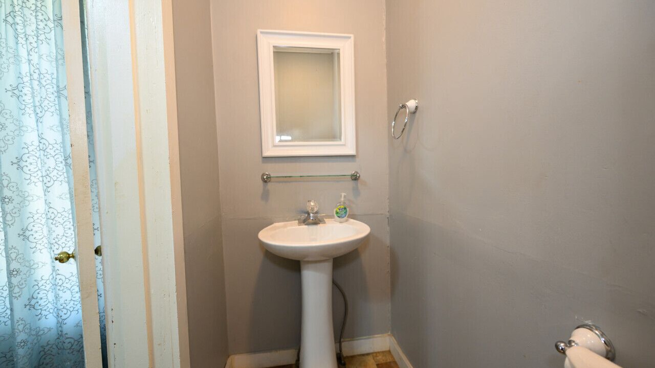 Photo of Bathroom in Lake Village