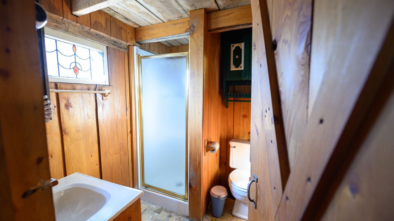Photo of Bathroom in Lake Village