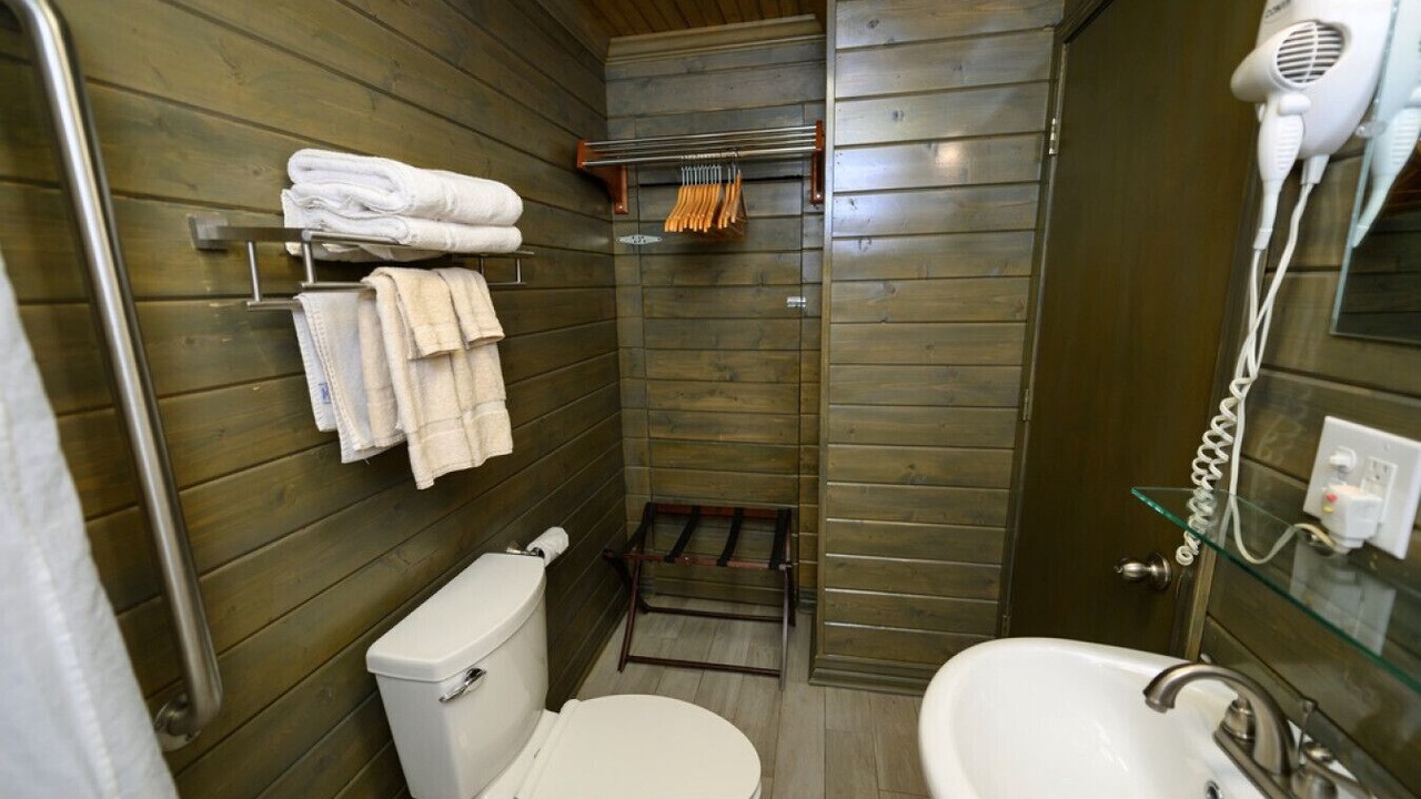 Photo of Bathroom in Lake Village