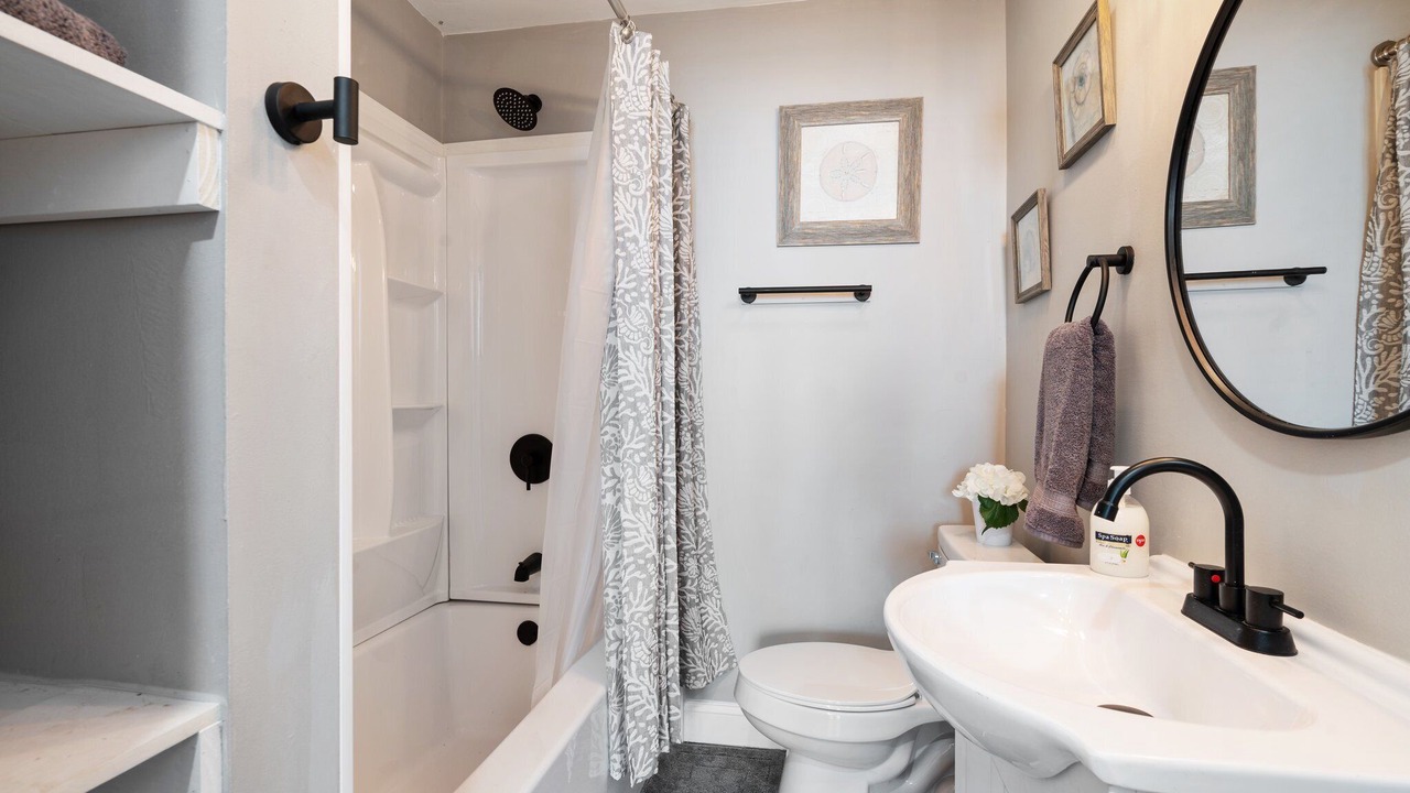 Photo of Bathroom in Buckroe Beach