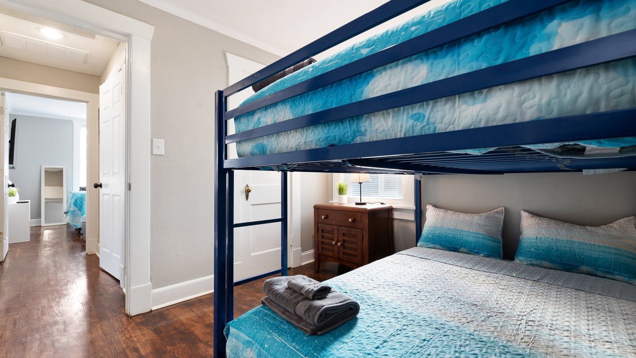 Photo of Bedroom in Buckroe Beach