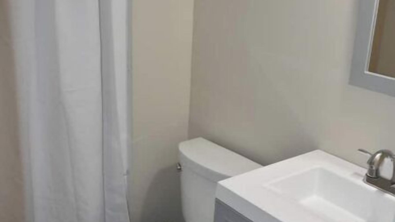 Photo of Bathroom in Woodland Hills