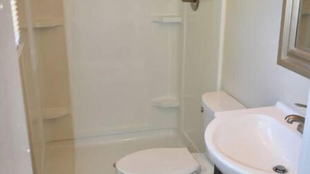 Photo of Bathroom in Woodland Hills