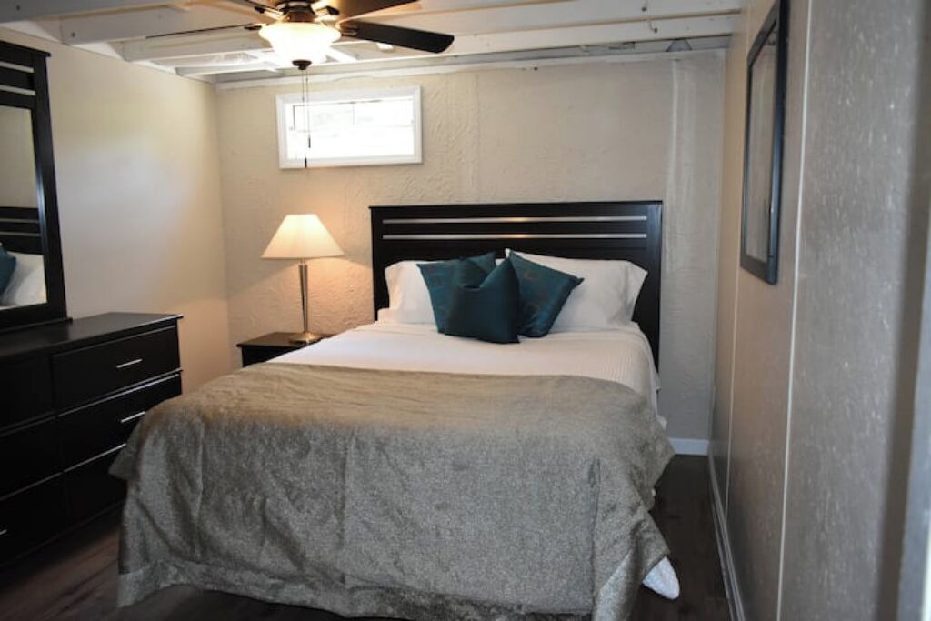 Photo of Bedroom in Woodland Hills